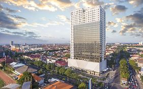 Oakwood Hotel&Residence Surabaya